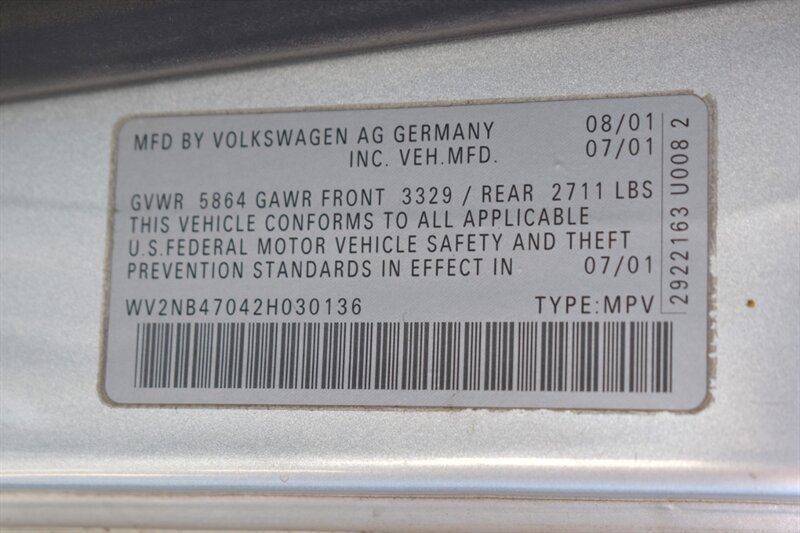 Used 2002 Volkswagen Eurovan MV FWD image 28