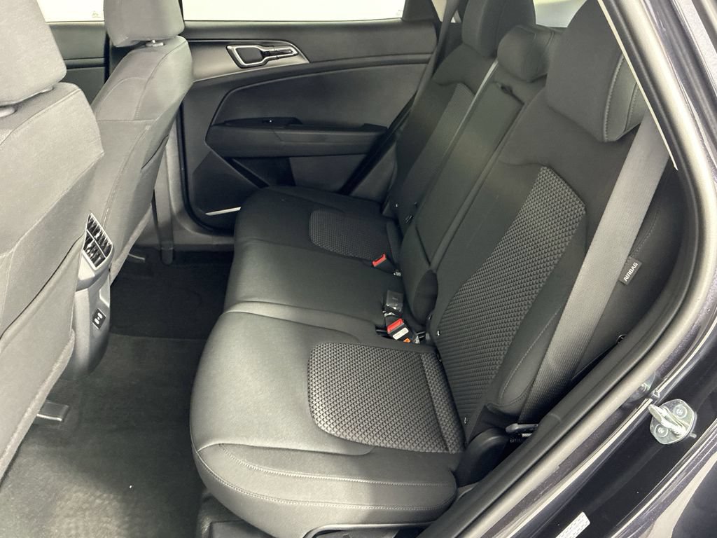 New 2026 Kia Sportage LX w/ LX Convenience Package AWD/4WD image 28