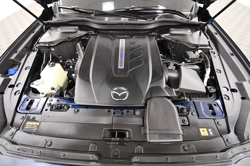 Used 2024 MAZDA CX-90 Plug-In Hybrid w/ Preferred AWD/4WD image 12