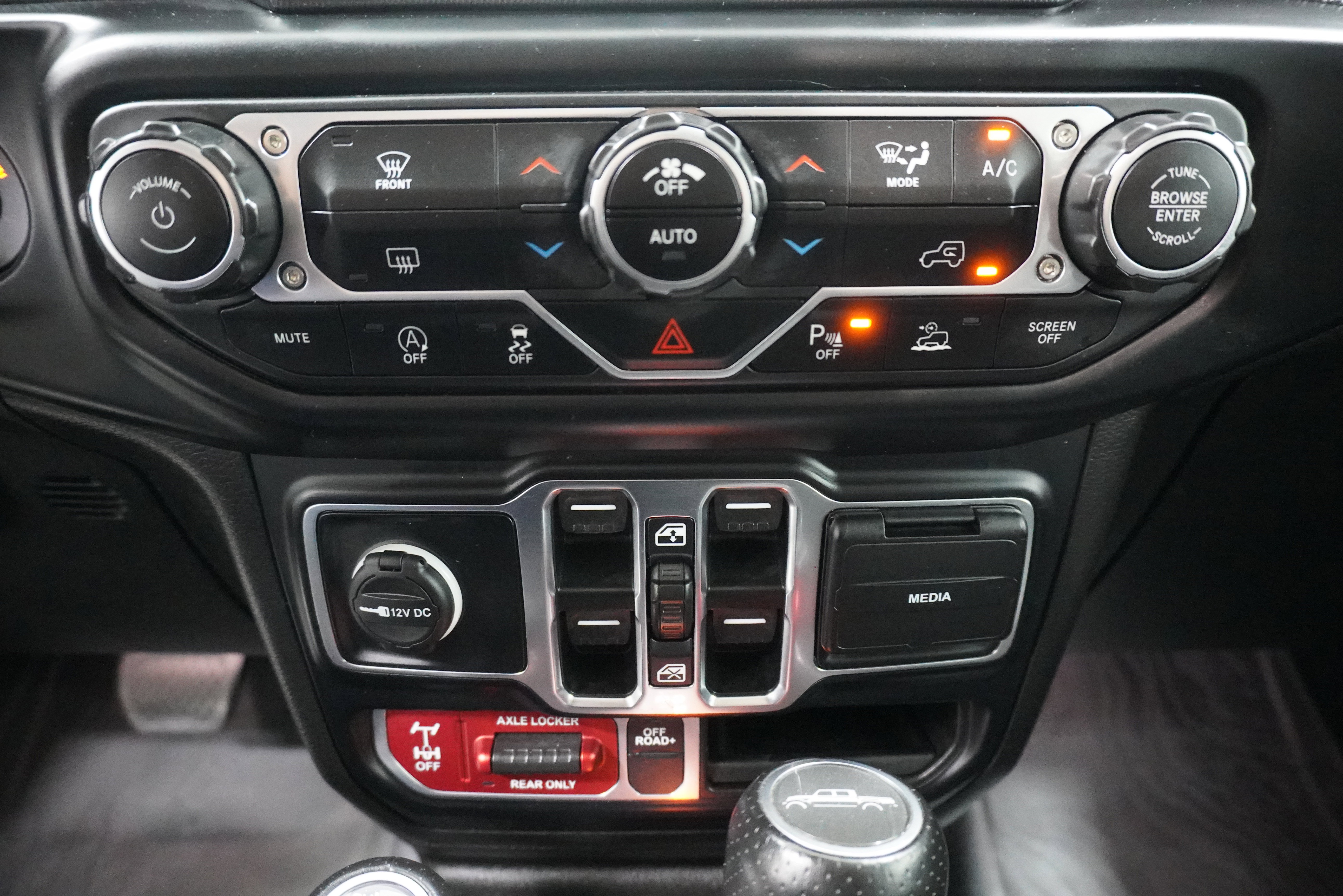 Used 2023 Jeep Gladiator Mojave w/ LED Lighting Group image 20
