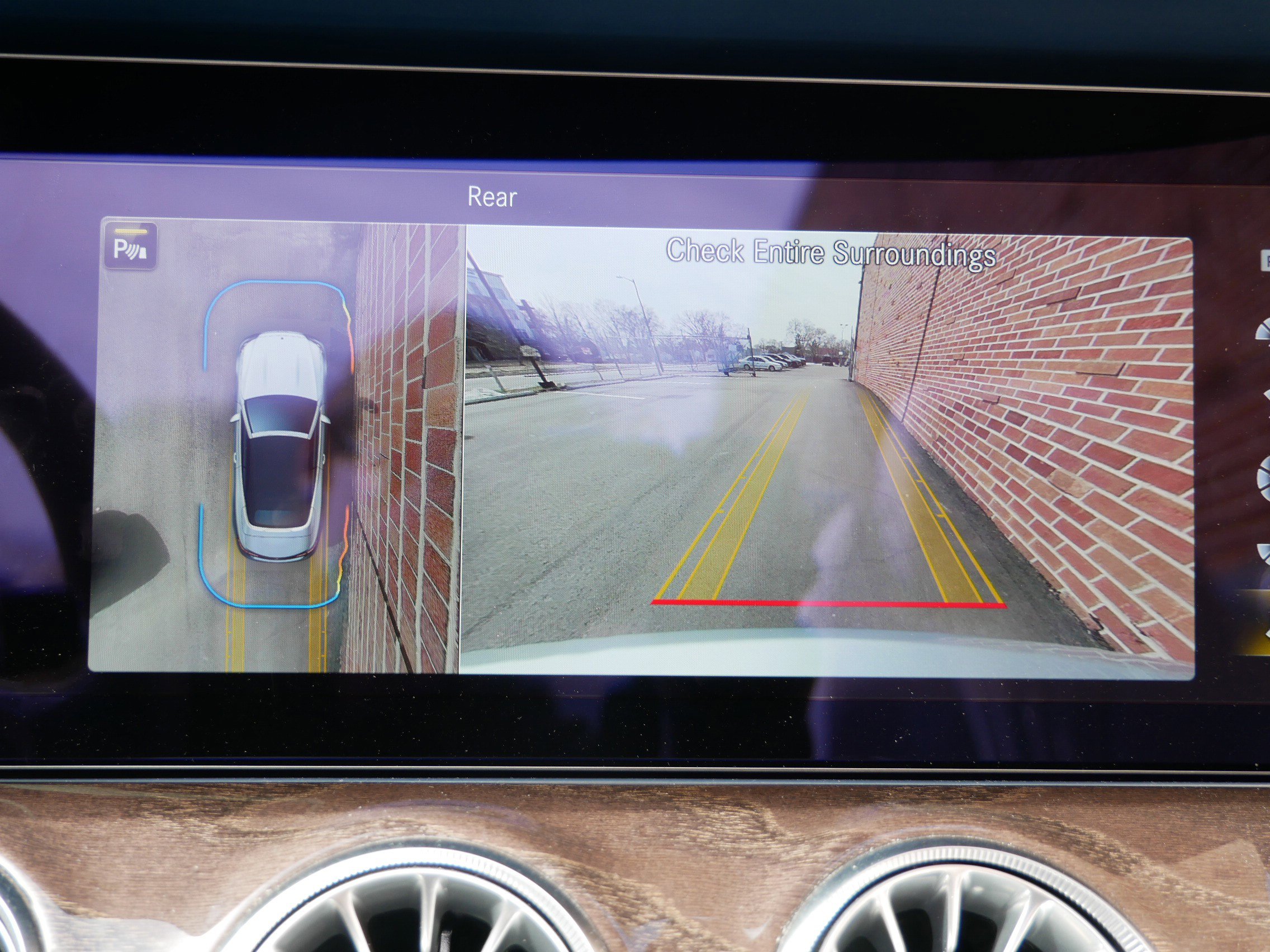 Used 2022 Mercedes-Benz E 450 4MATIC Cabriolet image 17