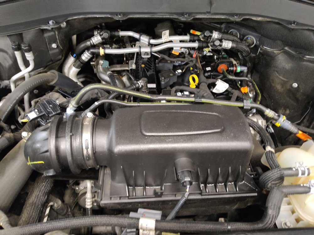 Used 2021 Ford Explorer XLT RWD image 30