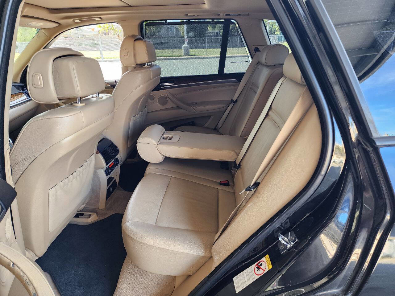 Used 2008 BMW X5 3.0si image 17