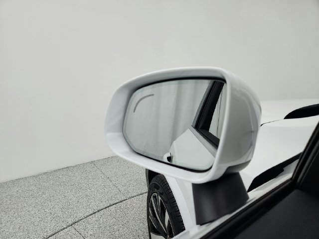 New 2025 Volvo XC90 B6 Core w/ Climate Package AWD/4WD image 19