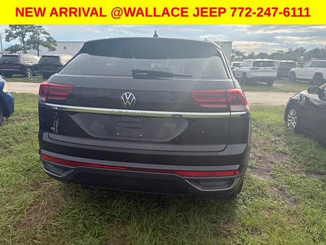Used 2020 Volkswagen Atlas Cross Sport SE w/ Panoramic Sunroof Package FWD image 20