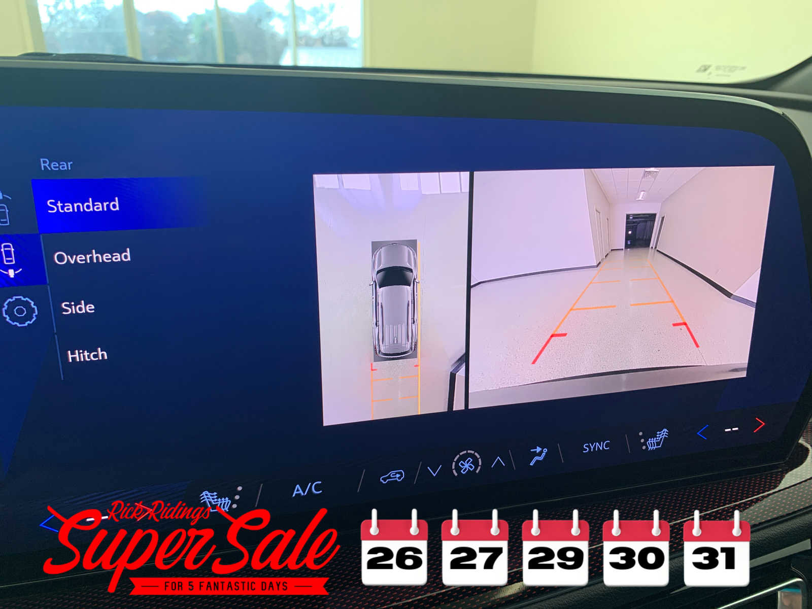 Used 2024 Chevrolet Traverse Z71 w/ Enhanced Driving Package image 37