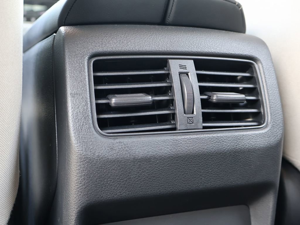 Used 2023 Nissan Rogue SV FWD image 47