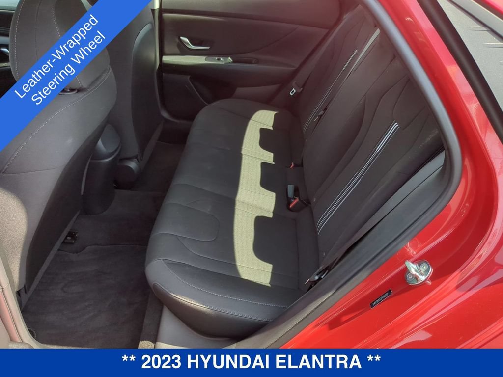 Used 2023 Hyundai Elantra SEL w/ Convenience Package FWD image 31