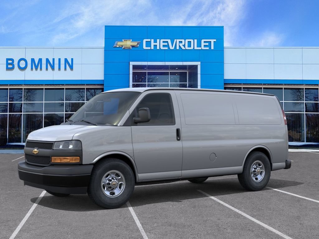 New 2026 Chevrolet Express 3500 RWD image 3