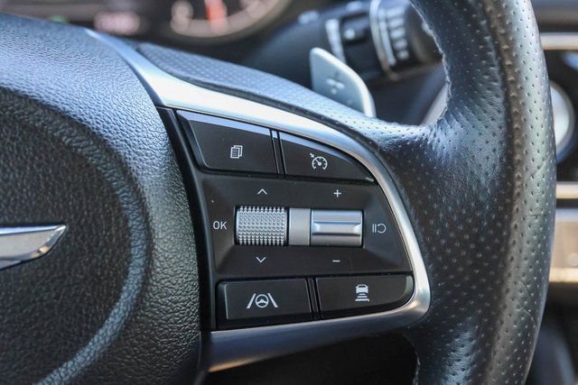 Used 2023 Genesis G70 2.0T image 28