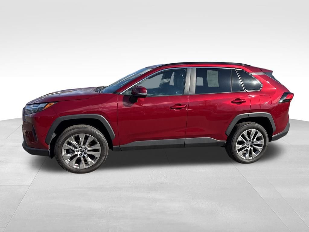 Used 2024 Toyota RAV4 XLE Premium image 5