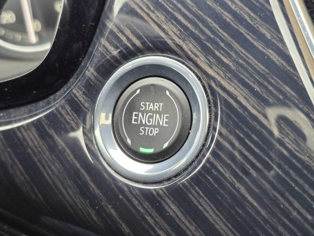 Used 2024 Cadillac XT6 Premium Luxury w/ LPO, Floor Liner Package image 28