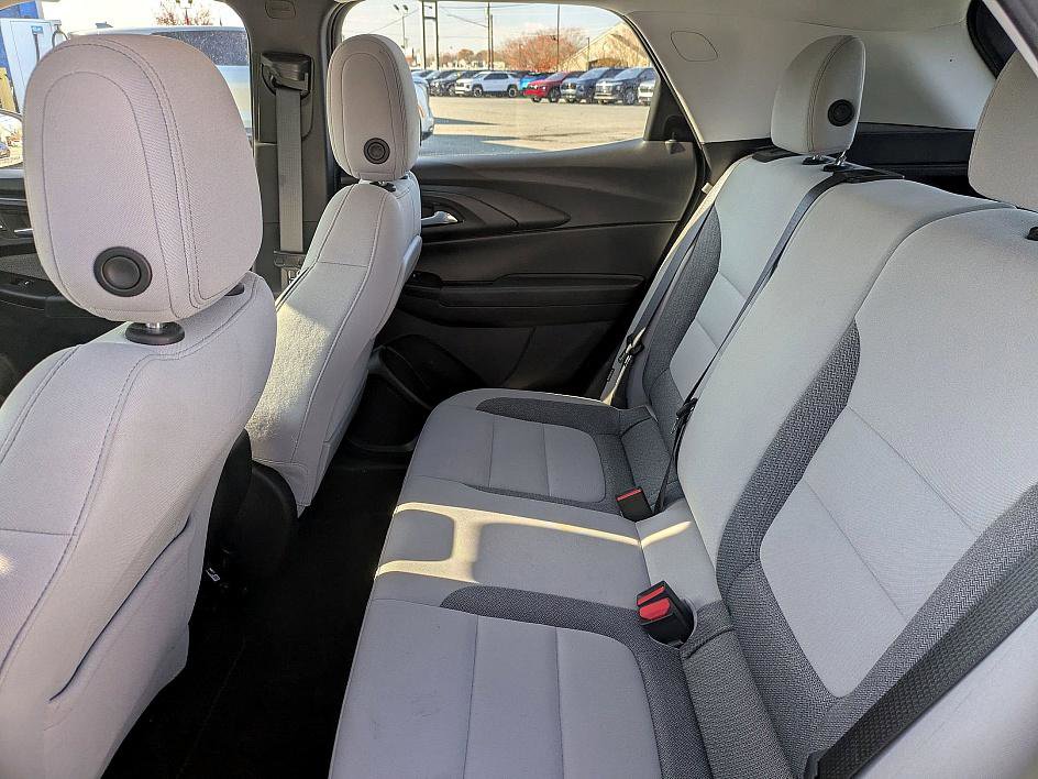 Used 2022 Chevrolet TrailBlazer LS image 23