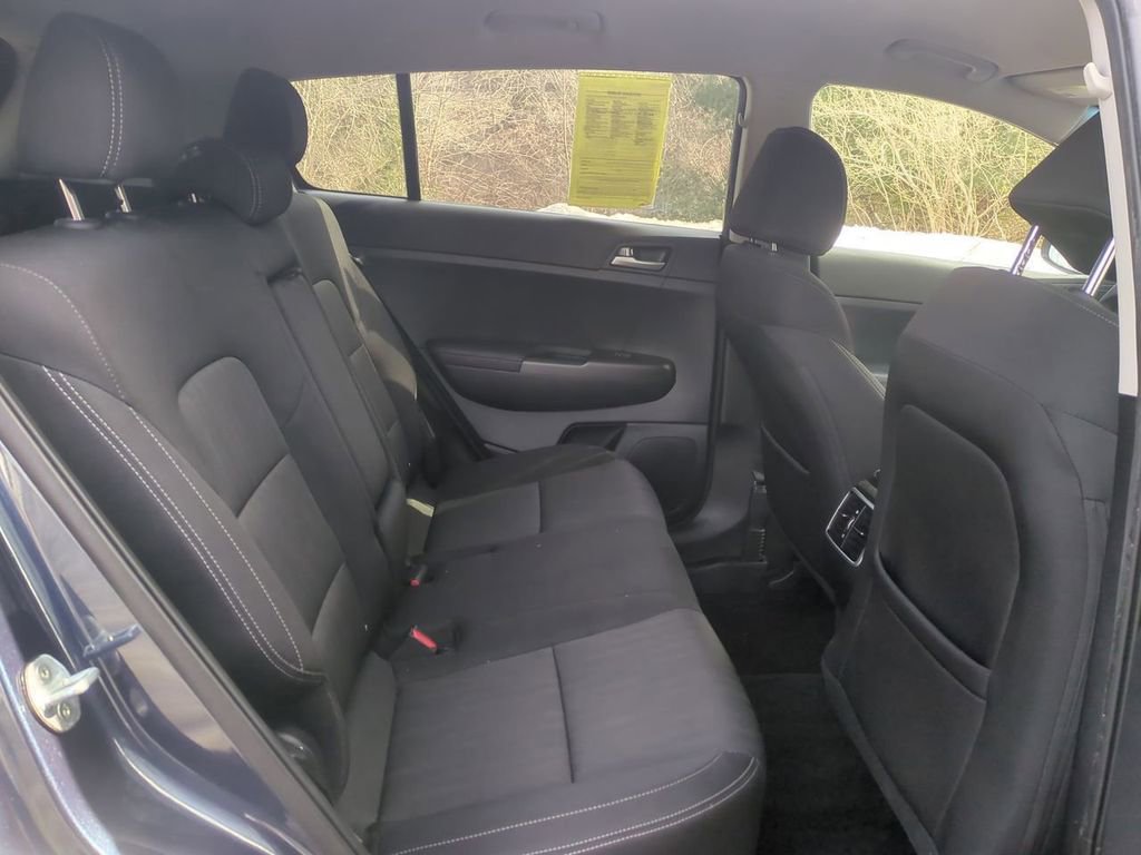 Used 2021 Kia Sportage LX AWD/4WD image 26