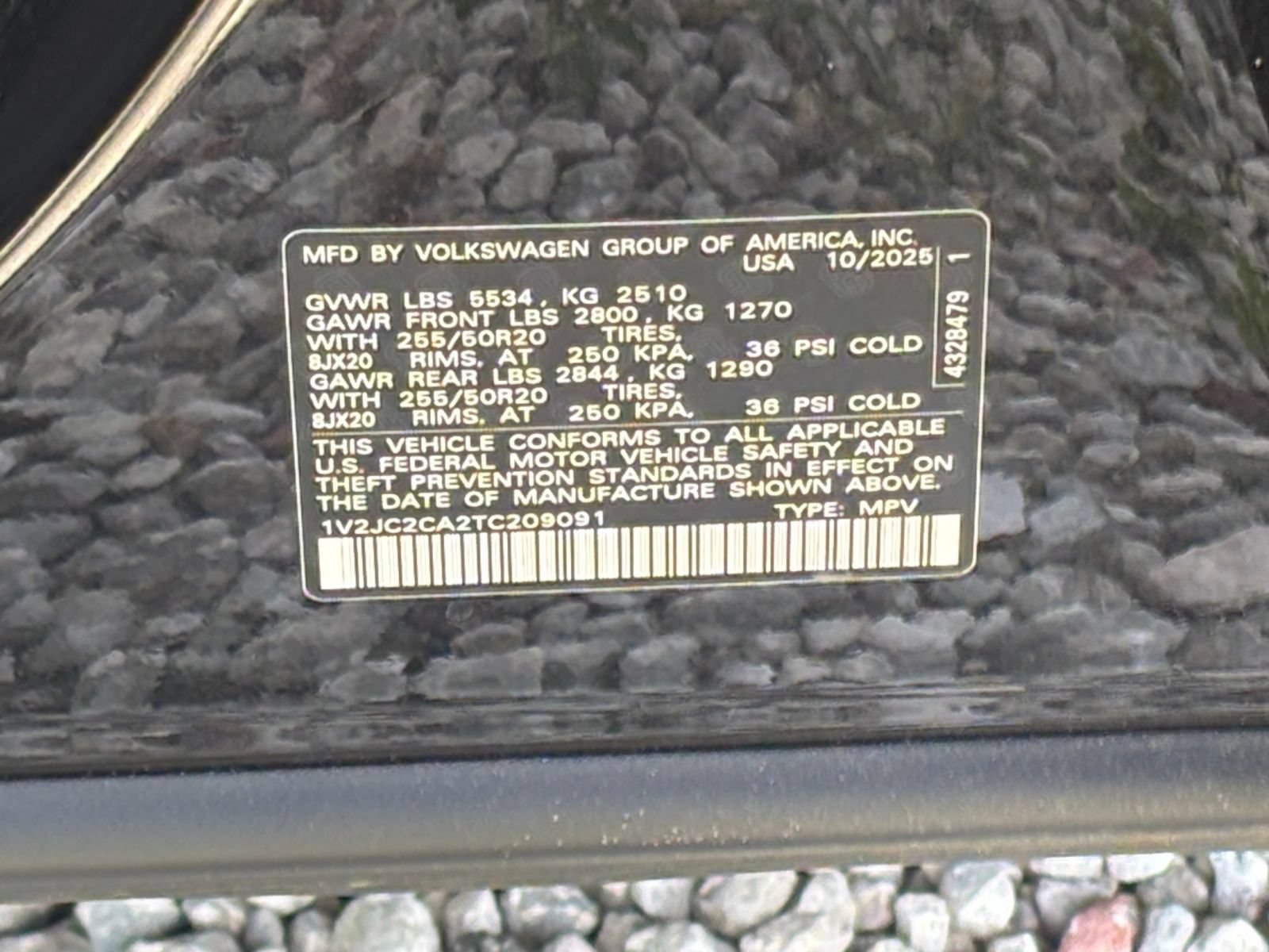 Used 2026 Volkswagen Atlas Cross Sport SE FWD image 31