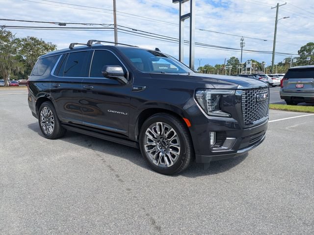 Used 2023 GMC Yukon Denali Ultimate AWD/4WD image 2