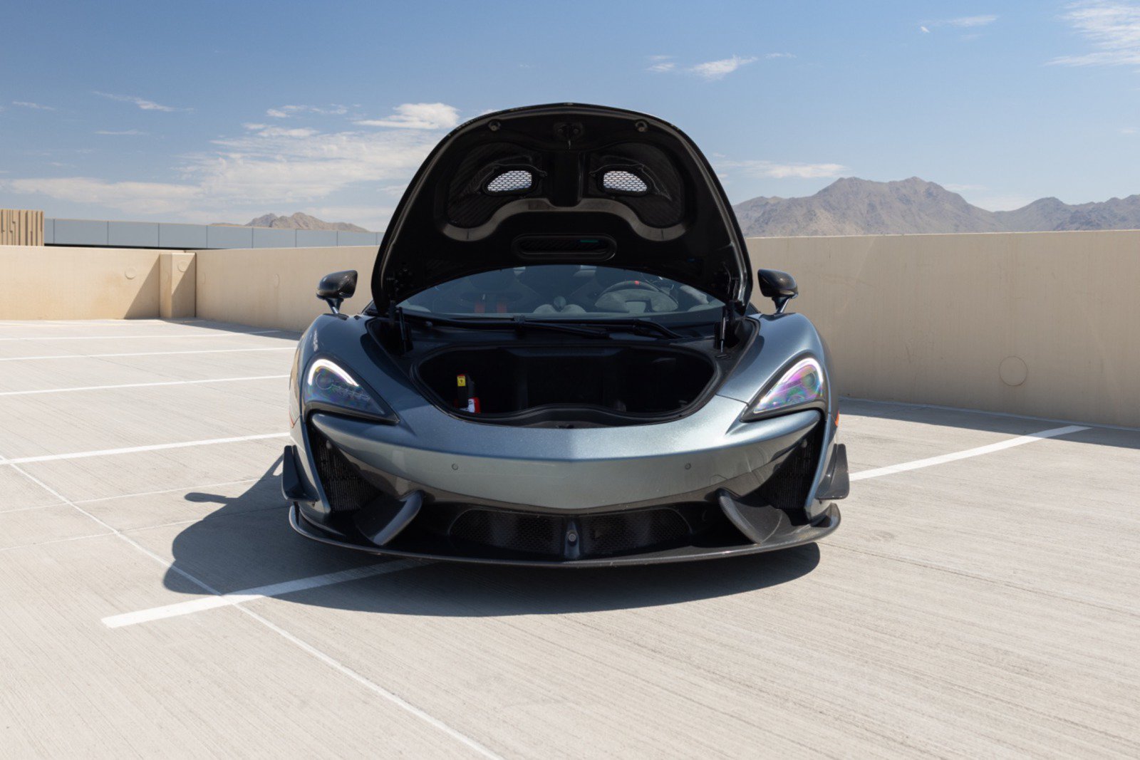 Used 2020 McLaren 620R RWD image 32