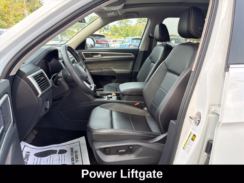 Used 2023 Volkswagen Atlas SE w/ Panoramic Sunroof Package AWD/4WD image 11