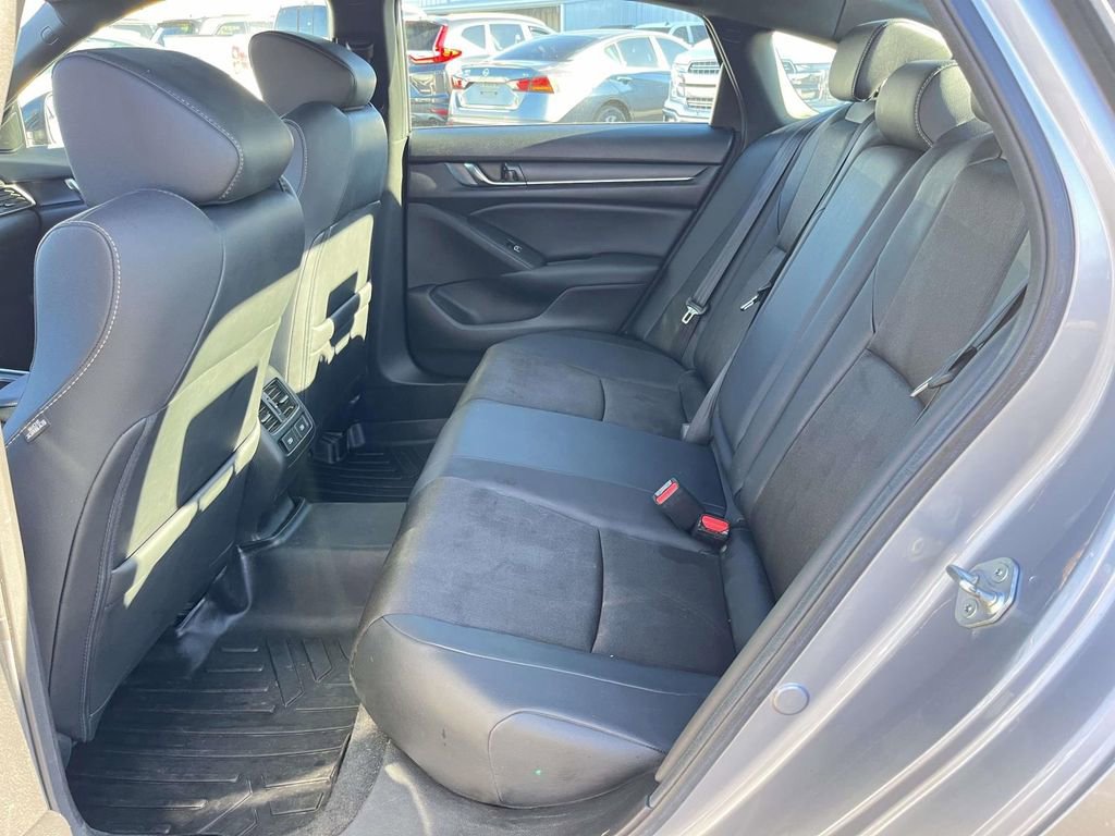 Used 2021 Honda Accord Sport image 26