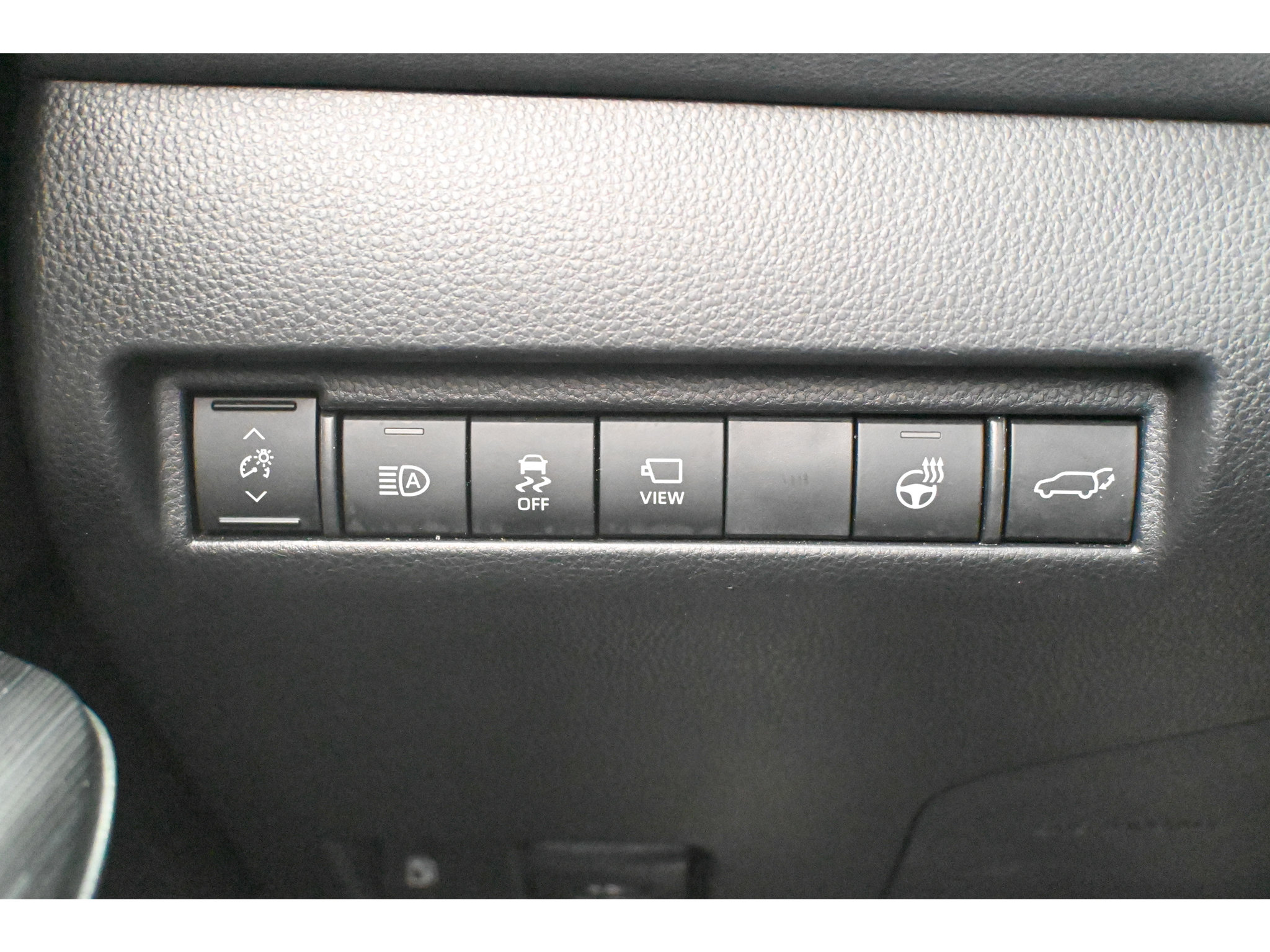 Used 2023 Toyota Venza Limited AWD/4WD image 36
