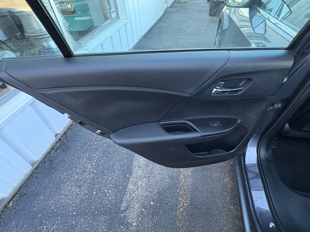 Used 2013 Honda Accord Sport image 10