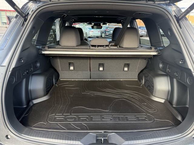 Used 2025 Subaru Forester Premium image 30