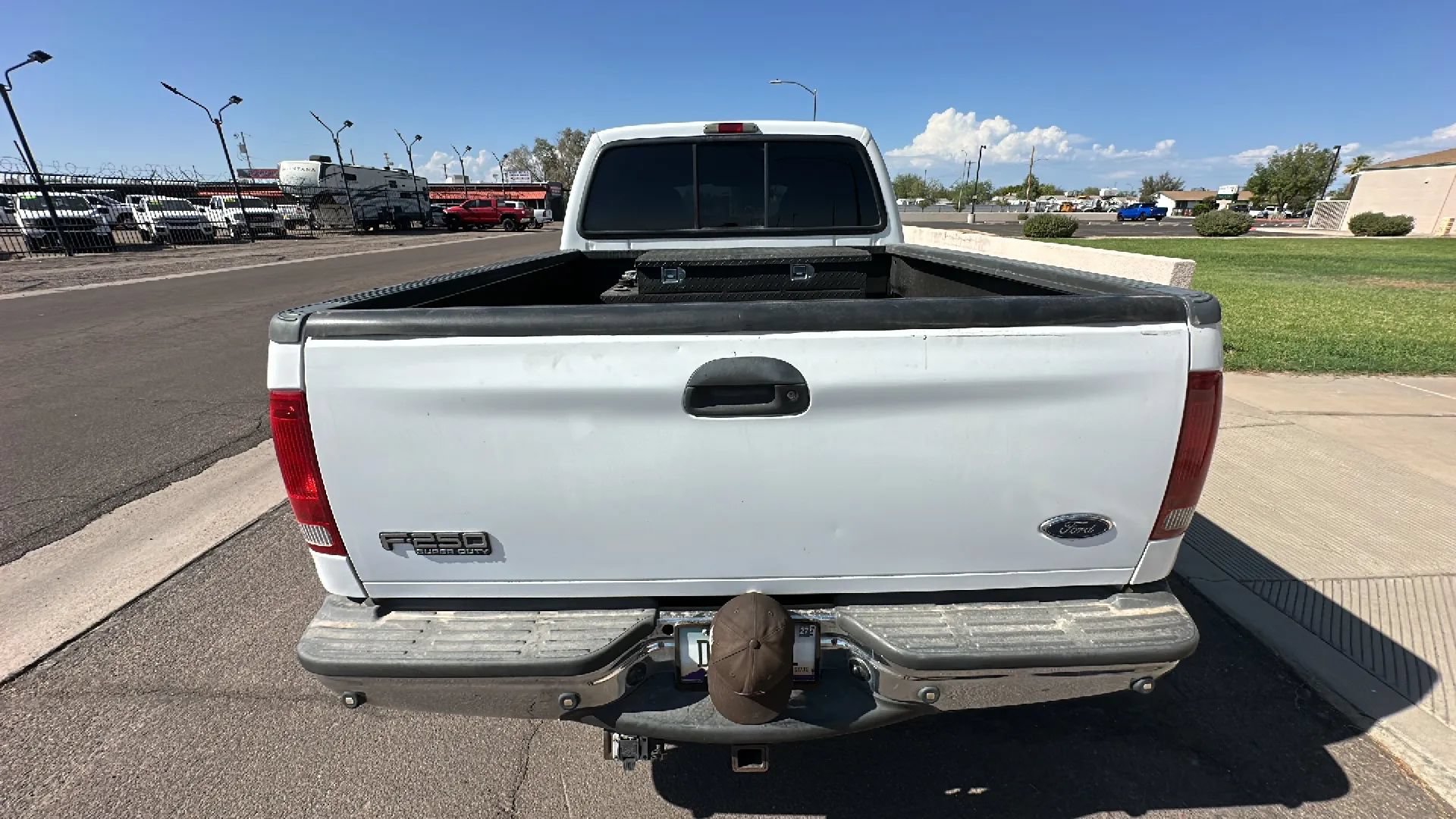 Used 2004 Ford F250 XL AWD/4WD image 3