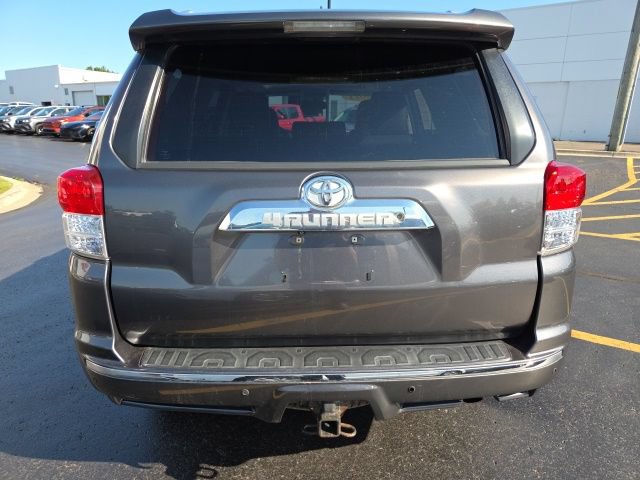 Used 2011 Toyota 4Runner SR5 w/ Premium Pkg w/Leather AWD/4WD image 6