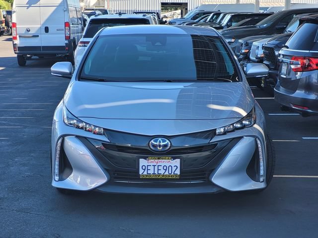 Used 2022 Toyota Prius Prime XLE FWD image 2