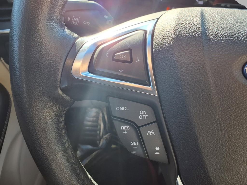 Used 2019 Ford Edge Titanium w/ Equipment Group 301A image 12