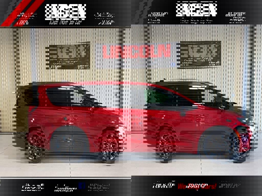 New 2026 Chrysler Pacifica Select image 7