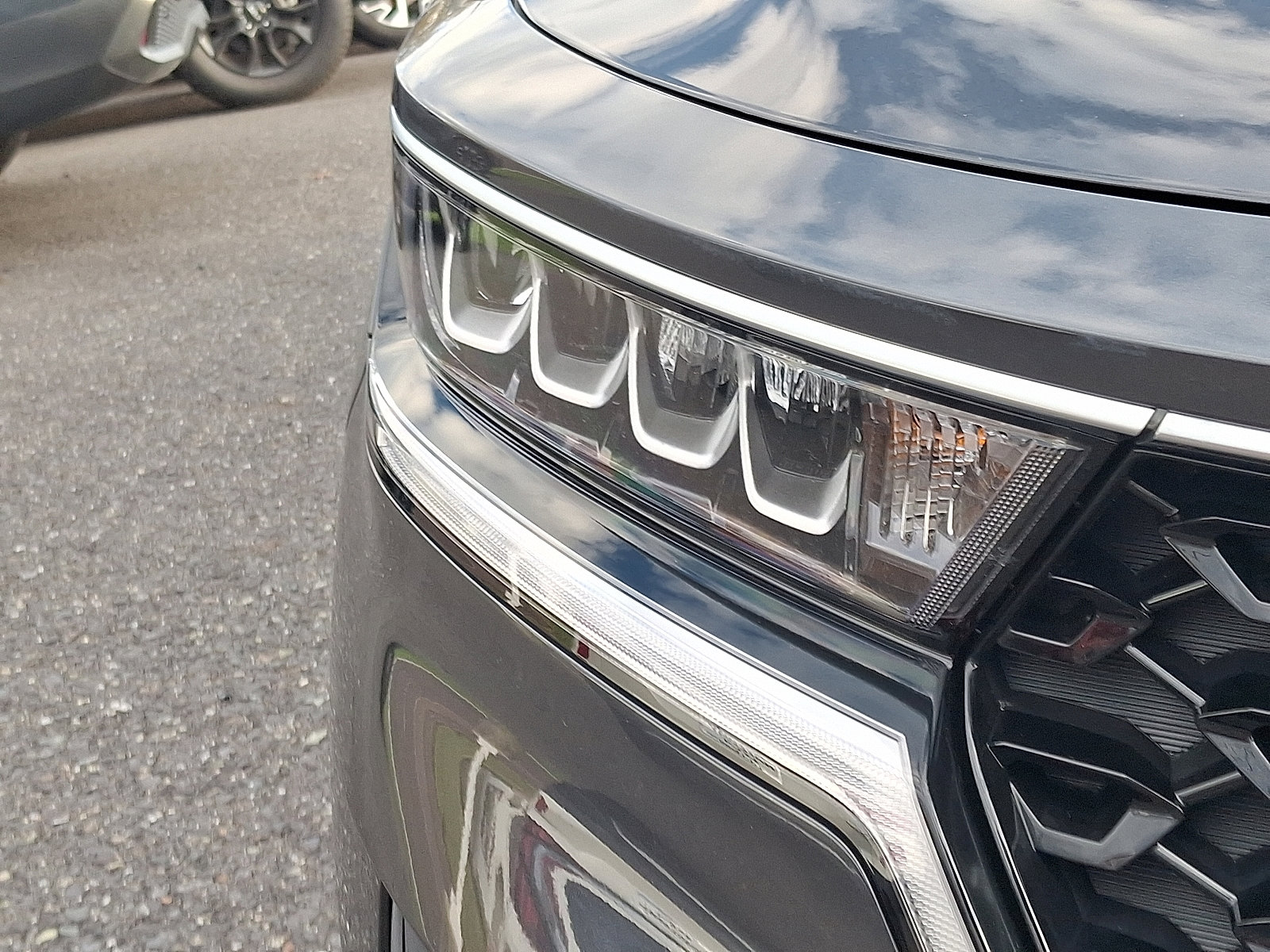 Certified 2022 Kia Sorento S image 8