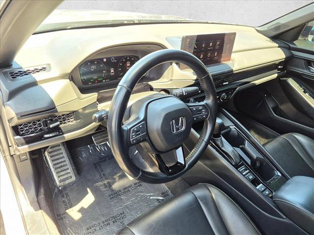 Used 2023 Honda Accord Sport image 9