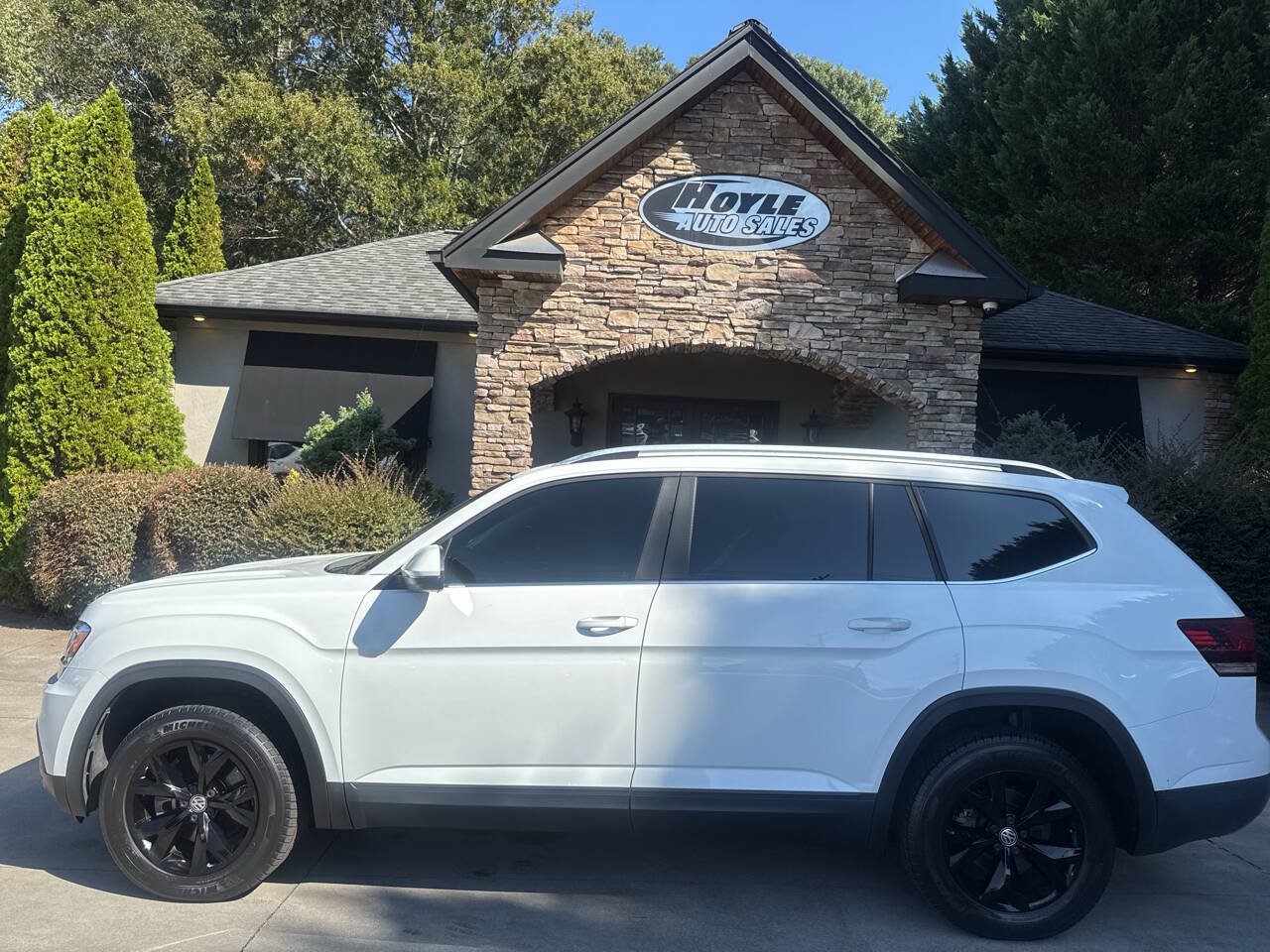 Used 2018 Volkswagen Atlas SE AWD/4WD image 1