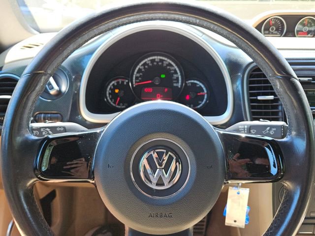 Used 2013 Volkswagen Beetle 2.0T FWD image 22