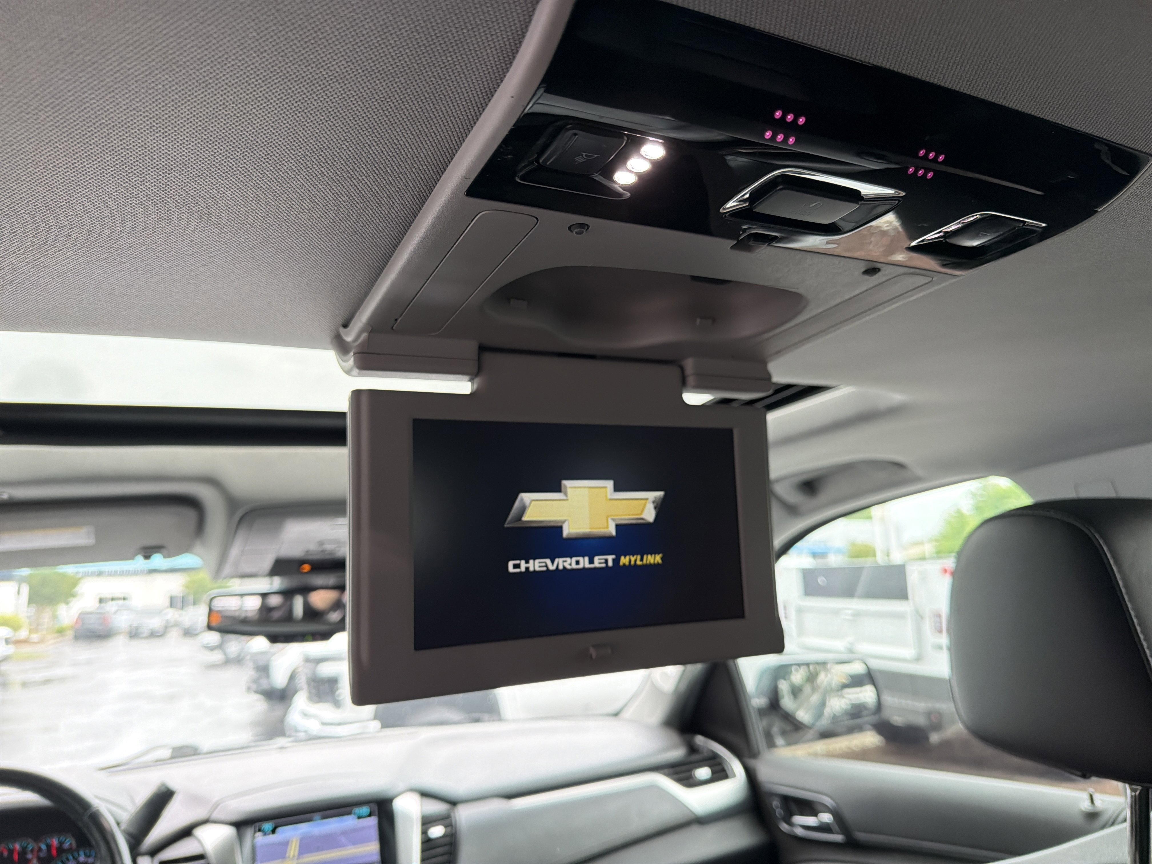 Used 2019 Chevrolet Tahoe LT AWD/4WD image 29