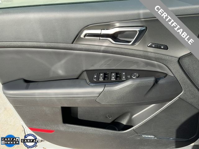 Certified 2025 Kia Sportage SX image 10