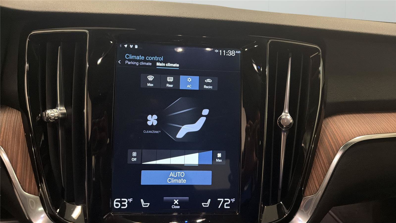 Used 2019 Volvo S60 T5 Momentum w/ Multimedia Package FWD image 18