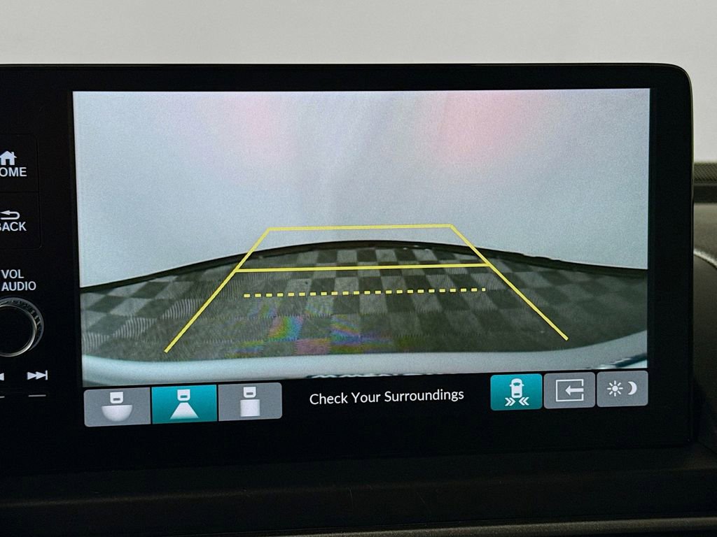 Certified 2025 Honda Pilot Touring image 12