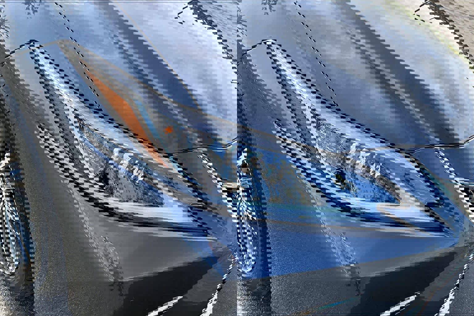 Certified 2025 Lexus ES 300h w/ Premium Package image 26