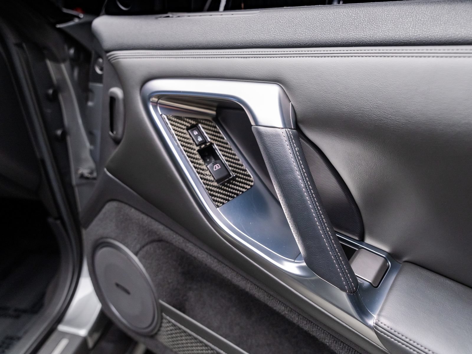 Used 2009 Nissan GT-R Premium AWD/4WD image 66