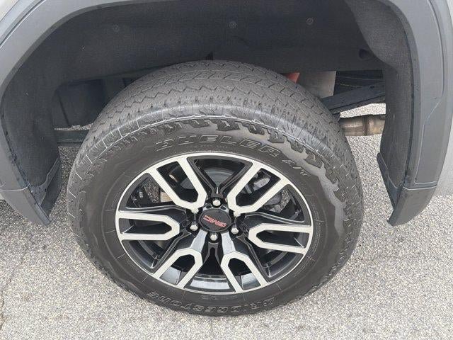 Used 2025 GMC Sierra 1500 AT4 w/ Technology Package AWD/4WD image 20