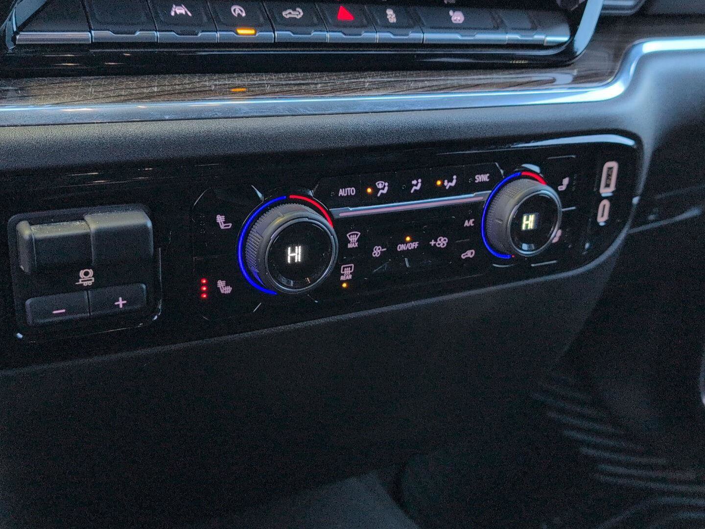 Used 2025 Chevrolet Silverado 1500 LT w/ Work Truck Package image 31