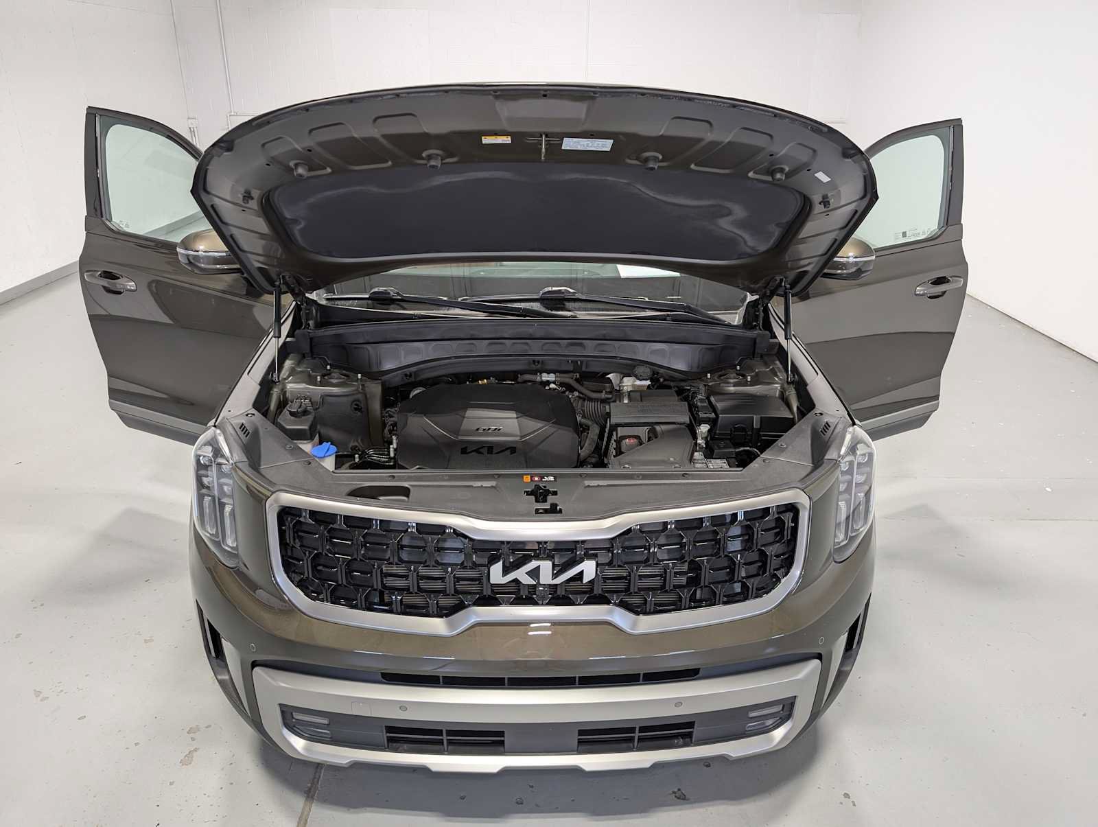 Certified 2023 Kia Telluride SX X-Pro AWD/4WD image 13