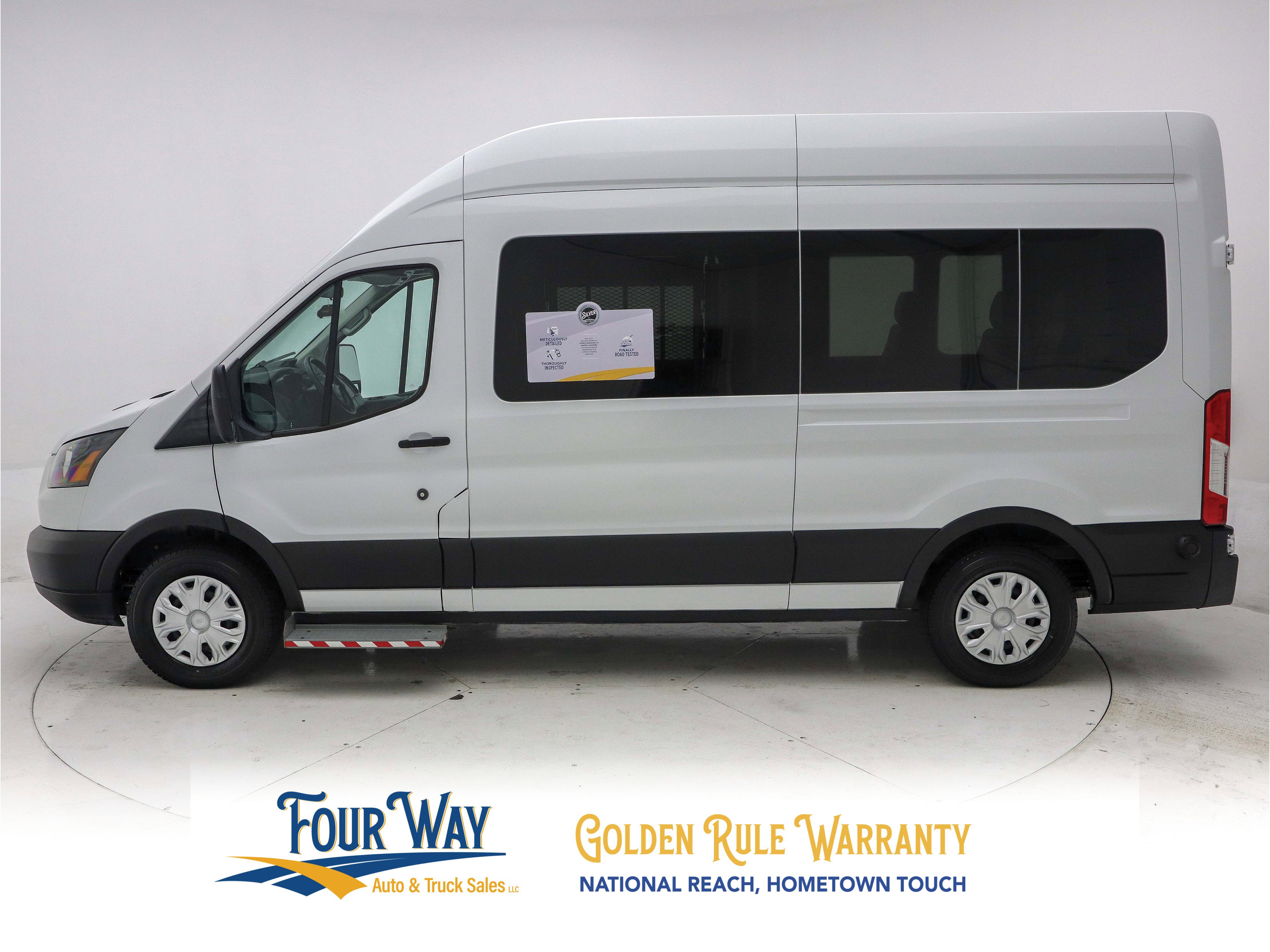 Used 2019 Ford Transit 350 XL image 8