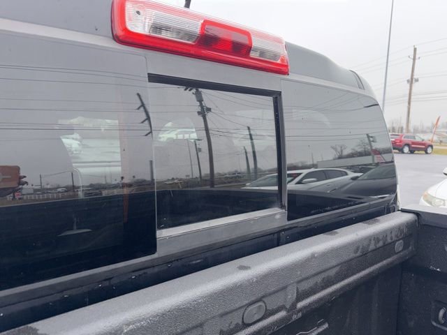 Used 2017 GMC Canyon SLE w/ All Terrain X Package image 9