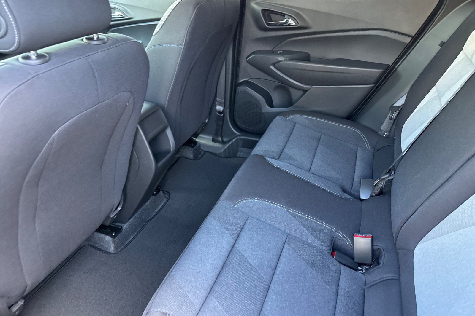New 2026 Chevrolet Trax LS w/ LS Convenience Package FWD image 11