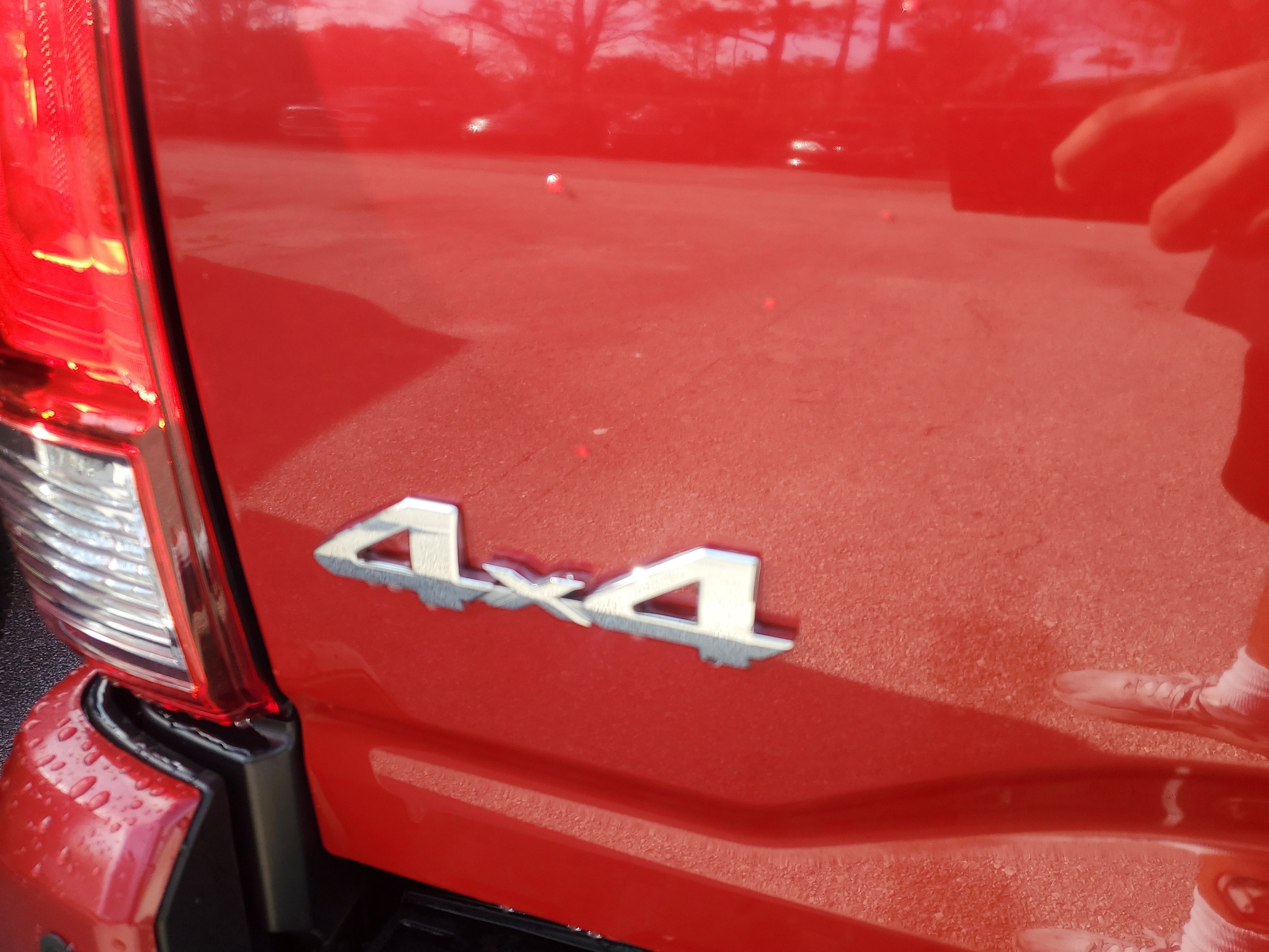 Used 2023 Toyota Tacoma SR5 w/ Technology Package image 11