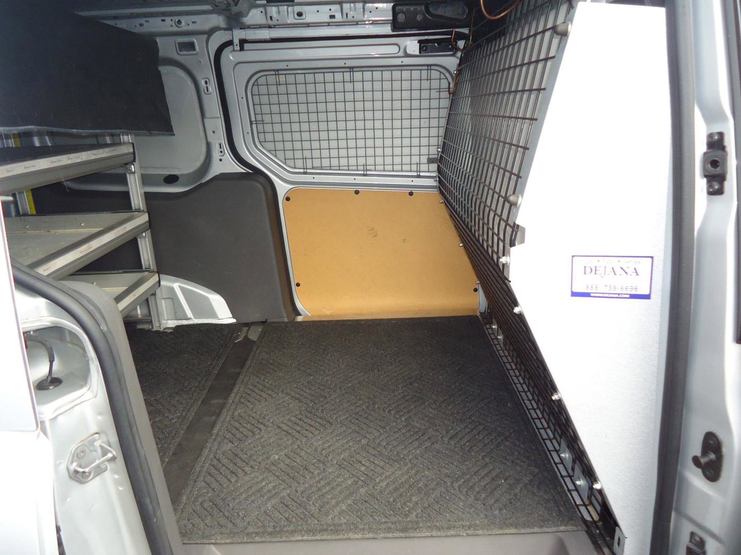 Used 2019 Ford Transit Connect XLT image 5