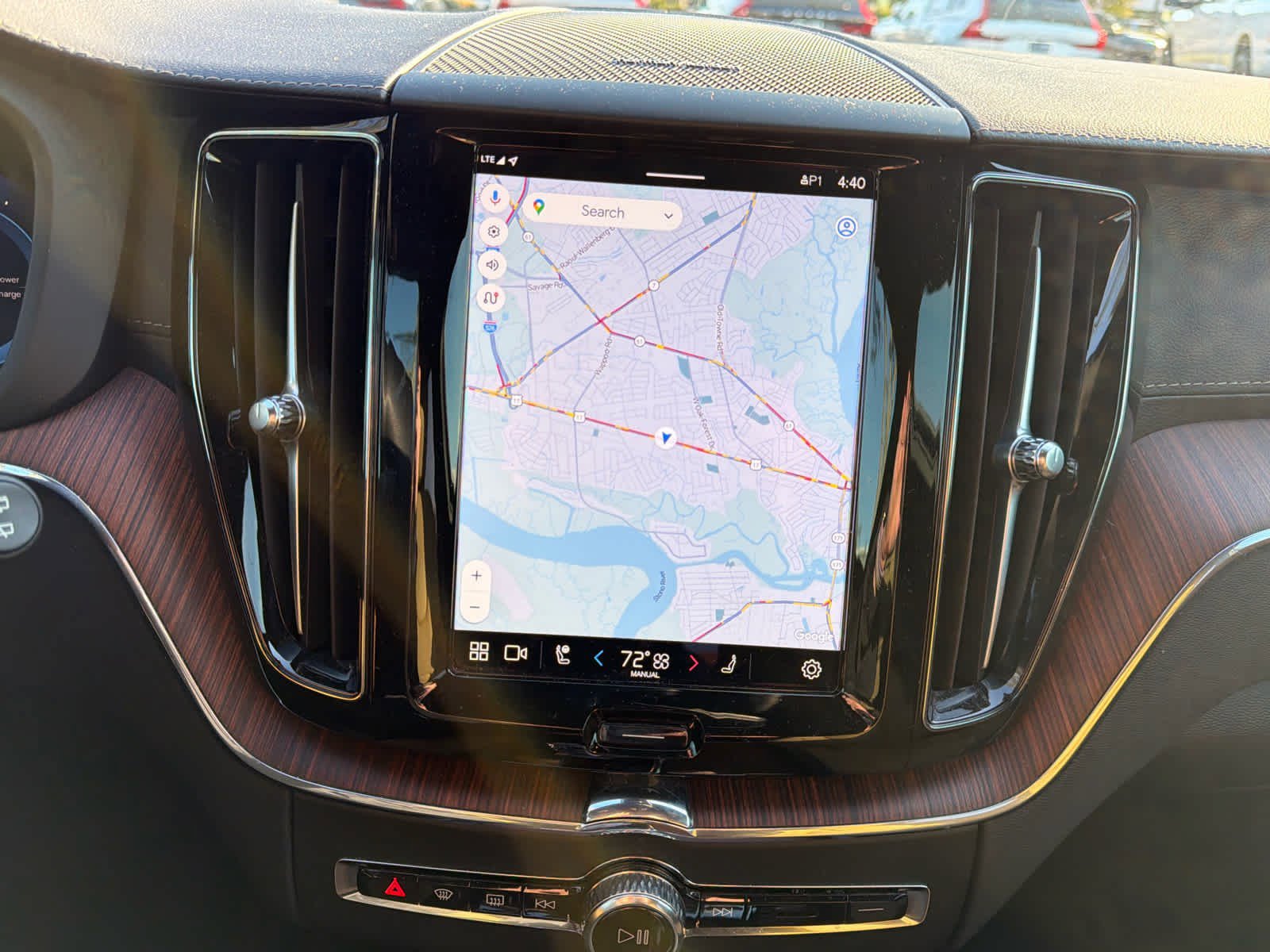 Certified 2024 Volvo XC60 T8 Ultimate w/ Climate Package image 68